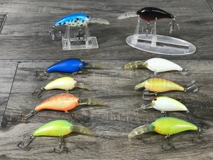 lot 206 image: Lot of 10 Collectible Fishing Lures - see description for more info