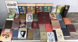 lot 217 image: Lot of Vintage Books