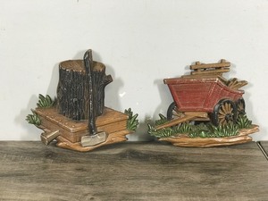 lot 233 image: 2 - Vintage Sexton 1976 Metal Wall Hanging Plaques