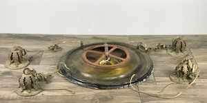 lot 270 image: Vintage Brass Hanging Lamp