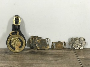 lot 286 image: 4 - Collectible Belt Buckles - see description for more info