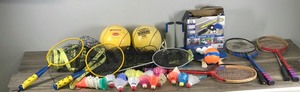 lot 352 image: Sports Craft Table Tennis Set - badminton shuttlecocks - 10 badminton rackets - 2 tetherballs - large net