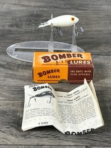 lot 407 image: Collectible Bomber Fishing Lure in Box