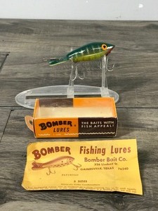 lot 408 image: Collectible Bomber Fishing Lure in Box