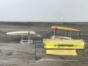 lot 424 image: 2 - Collectible Husky Cisco Kid Fishing Lures