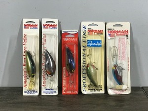 lot 181 image: Lot of 5 Norman Fishing Lures in Original Packages