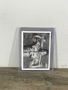 lot 169 image: 1990 SCORE #697 BO JACKSON BAT ON SHOULDERS ROYALS RAIDERS