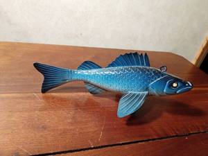 lot 126 image: Signed hand carved spearing fish decoy by R. Whittier