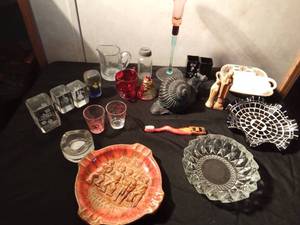 lot 111 image: Lot of vintage items