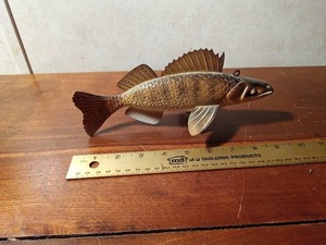 lot 83 image: Signed hand carved spearing fish decoy with metal fins by R. Whittier