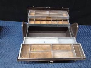 lot 42 image: Vintage Kennedy all metal 2-sided fold out tackle box