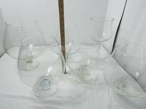 lot 87 image: Glass Vases Event Decor