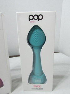 lot 107 image: Pop Sonic Facial Tools