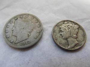 lot 38 image: COINS