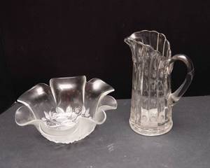 lot 34 image: Glass Pitcher & Fluted Serving Dish