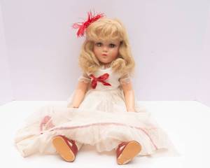 lot 62 image: EffanBee Little Lady Vintage Composition Doll