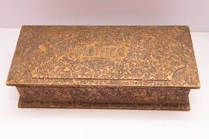 lot 96 image: Vintage Mother Box