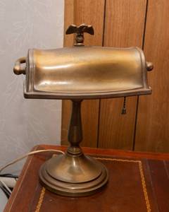 lot 67 image: Brass Desk Lamp