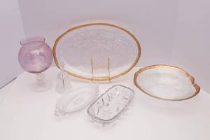 lot 108 image: Variety of Beautiful Glassware  6 Pieces