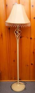lot 107 image: Floor Lamp  Tested & Works