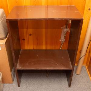 lot 103 image: Small Wooden Shelf