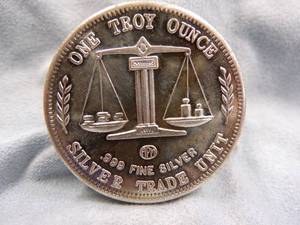 lot 5 image: One Ounce Silver .999 Fine Silver