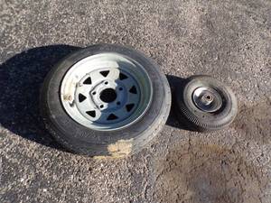 lot 35 image: 5 Hole Trailer Tire and Wheelbarrow Tire