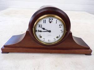 lot 43 image: Gilbert Mantel Clock