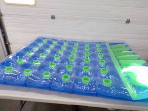 lot 52 image: Inflatables Water Toy Bed