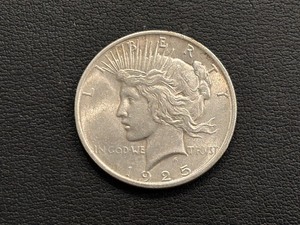 lot 10 image: 1925 Peace Dollar
