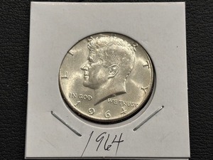 lot 31 image: 1964 Kennedy Half Dollar Uncirculated