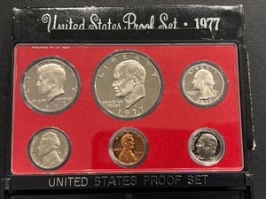 lot 34 image: 1977-S Proof Set