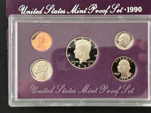 lot 46 image: 1990-S Proof Set