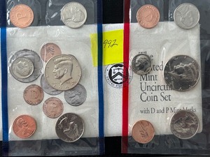 lot 61 image: 1992 P & D Mint Set