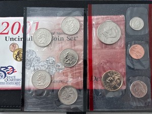 lot 66 image: 2001-D Mint Set