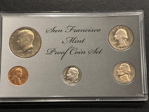 lot 101 image: San Francisco Mint Proof Coin Set