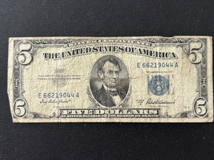 lot 72 image: 1953 A Blue Seal $5 Dollar Silver Certificate