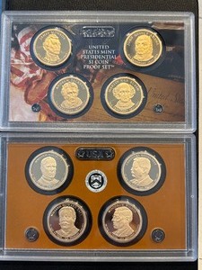 lot 117 image: Presidential Dollar Proof Coins
