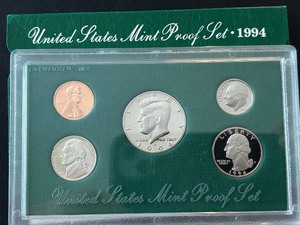 lot 200 image: 1994-S Proof Set