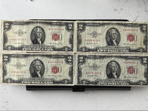 lot 126 image: Red Seal $2 Dollar Notes