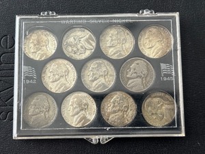 lot 131 image: Silver War Nickel Collection