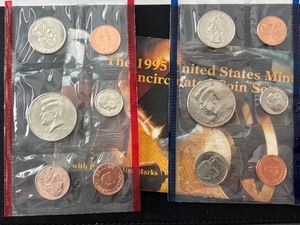 lot 160 image: 1995 P & D Mint Set