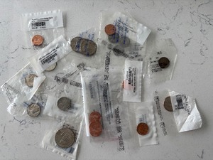 lot 173 image: Assorted Coins