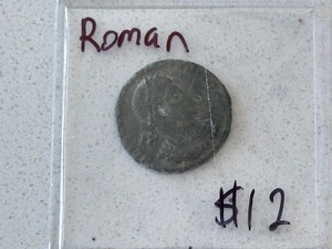 lot 11 image: Ancient Roman Coin