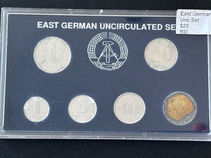 lot 16 image: East Germany Uncirculated Set