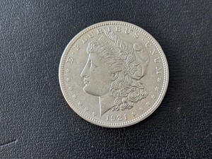 lot 31 image: 1921 Morgan Dollar