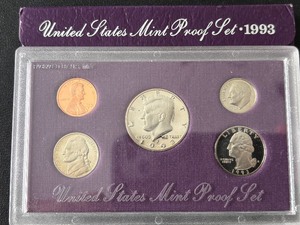 lot 104 image: 1993-S Proof Set