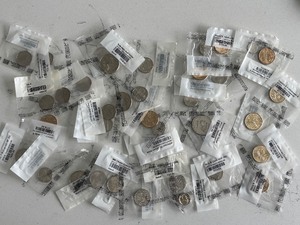 lot 119 image: Assorted Coins
