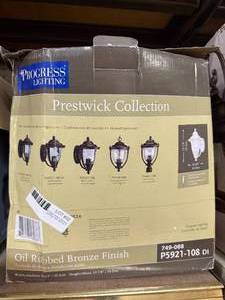 lot 32 image: Exterior Lantern