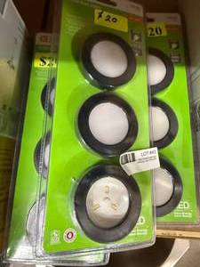 lot 43 image: Puck Lights